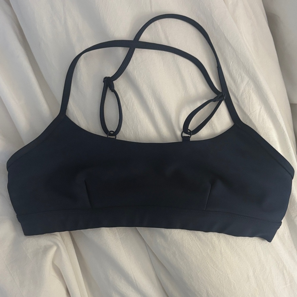 Alo Yoga Airlift Intrigue Bra - Navy